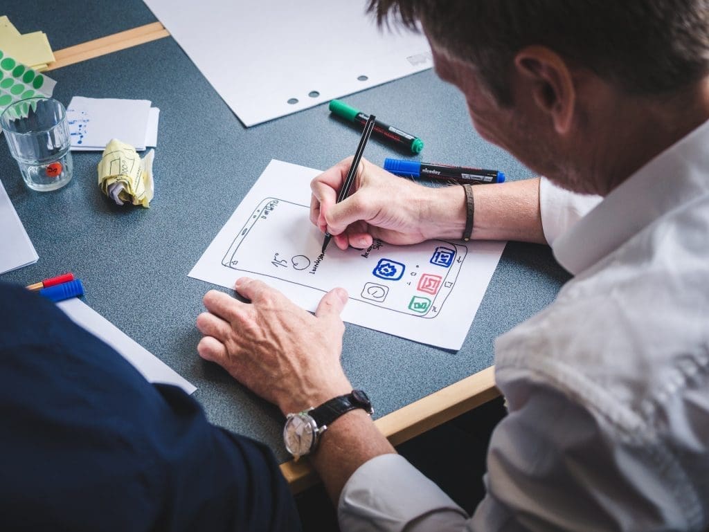 design-thinking-brainstorming